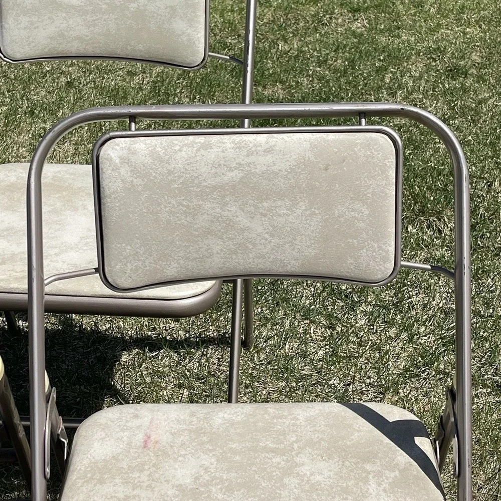 Samsonite what pink chair